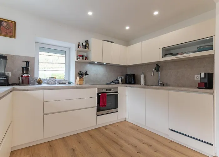 Holiday home Katu House Portschach am Woerthersee